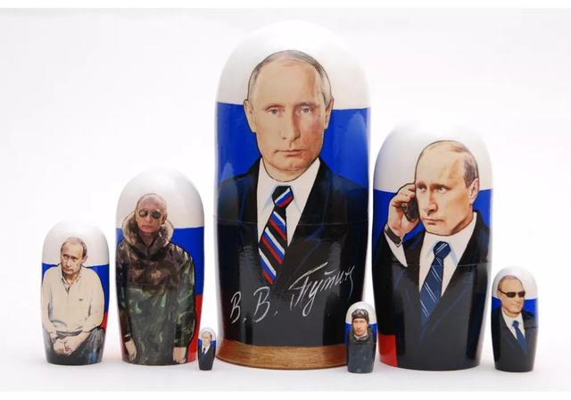 普京20年风雨路：强人政治如何改写俄罗斯命运