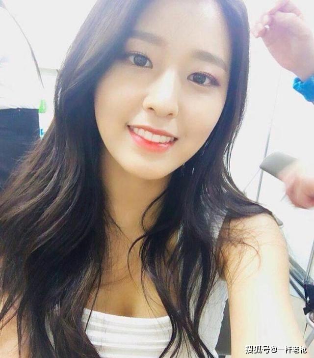 天使面孔魔鬼身材,韩国女人金雪炫,看身材看脸蛋,无不