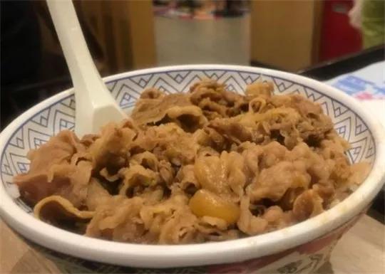 吉野家人均_吉野家牛肉饭(3)