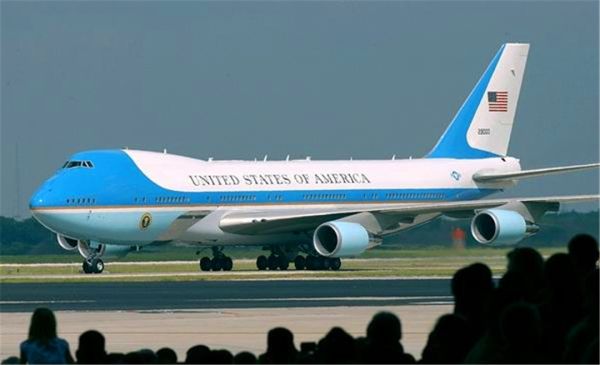 原创 美国总统乘坐的“空军一号”，为何被称为无法击落的飞机？插图(2)