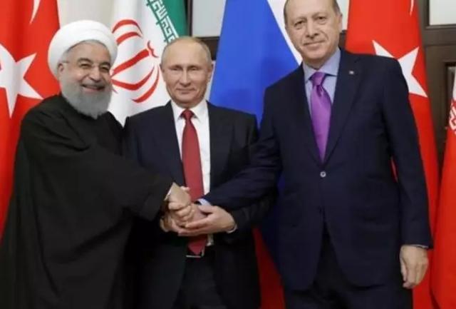 普京20年风雨路：强人政治如何改写俄罗斯命运