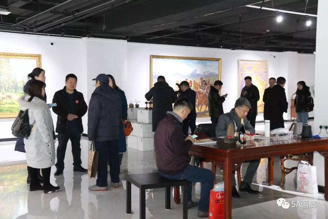 5a现场西度拾光一一孙会忠西部油画索引展在北京隆重开幕