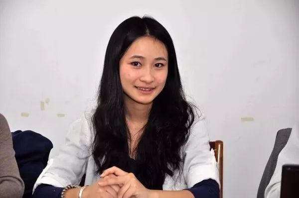 炸金花官网下载:谢谢~昆明一护士路遇14岁少年倒地不醒当即做心