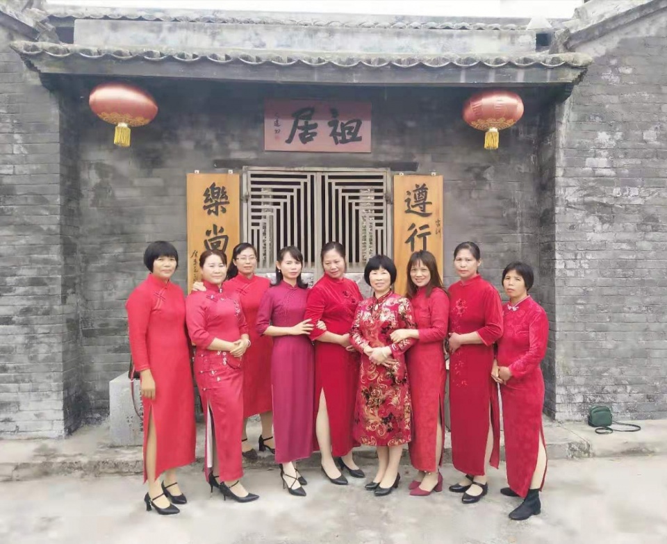 罗定上宁格木桥村外嫁女集体回娘家聚会活动仪式