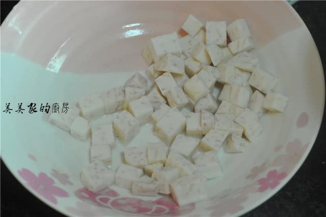 什么时候种香芋最合适 1a8f7081430747d5b52756b13f87c92c.jpeg