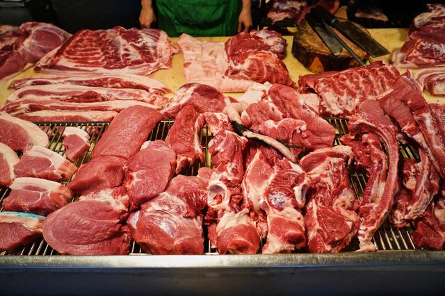 梦见吃猪肉是什么梦，探索梦境中的食欲与象征意义
