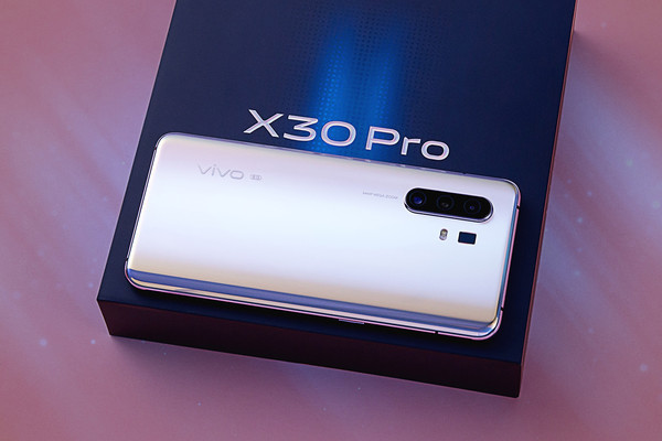 哪个手机拍视频最接近真实 591f5b5905da4d96a4b2076ede04a222.jpeg