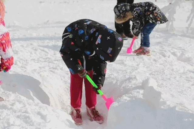 9元抢嗨铁冰雪嘉年华超值单次周末门票,15000平方米 滑雪圈 雪地转转