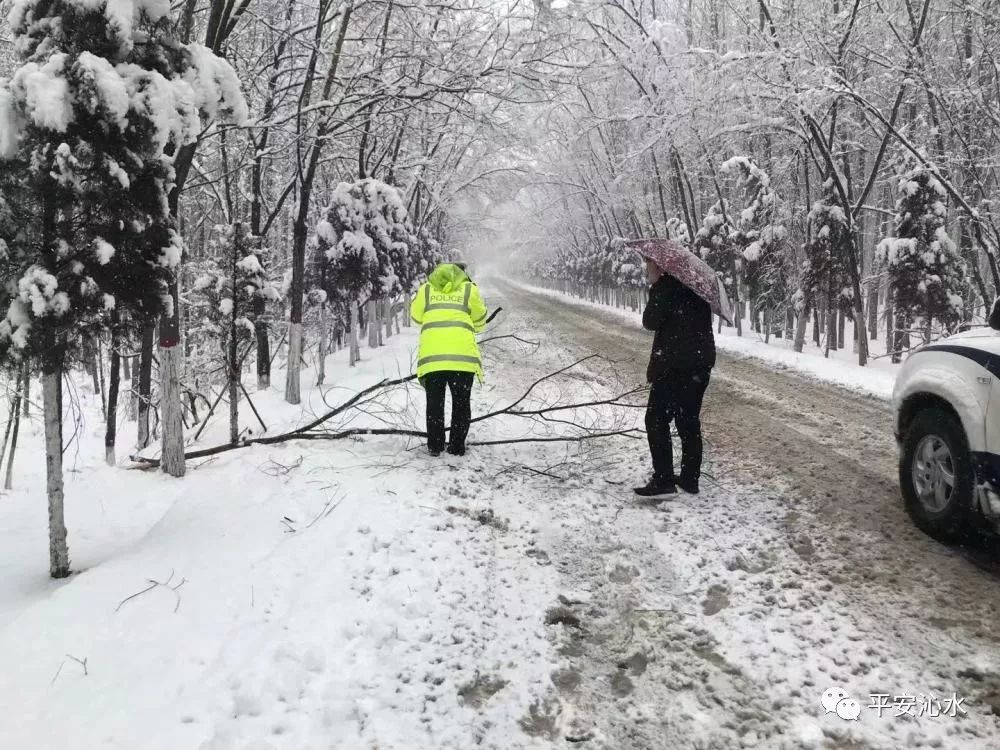 雪景怎么穿搭_雪景图片唯美