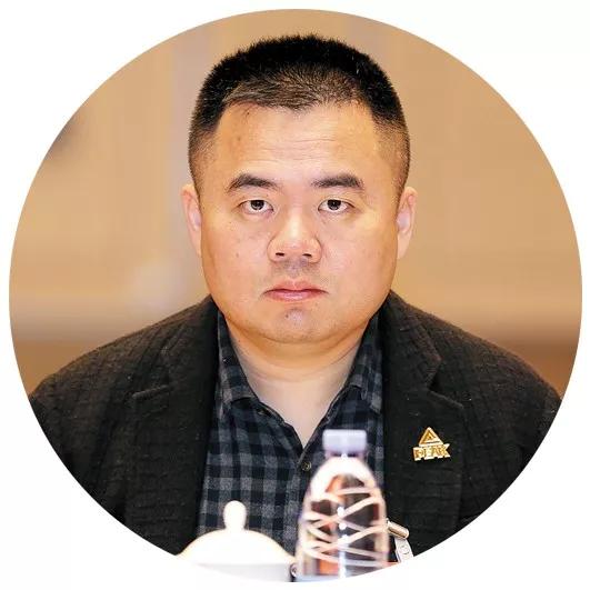 林孝发,许志华,蔡金钗,陈翔,康庆章等泉商代表积极献策