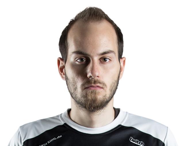 盘点S10四大赛区最高龄选手:厂长退役谁是老