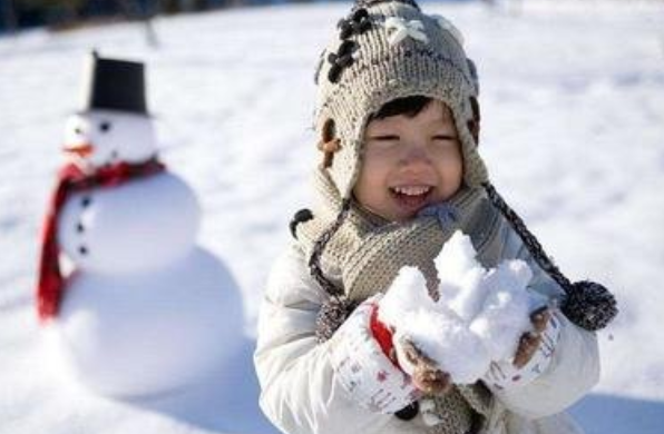 [小寒过后，别怪咳嗽“缠上”娃，天气再冷，孩子也不能这么睡] 