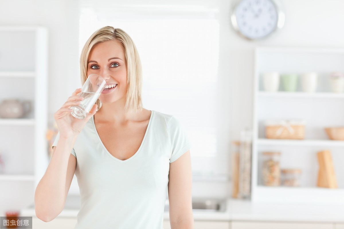 啥时候喝水减肥 c0e0752627254866bea375c8abb92583.jpeg