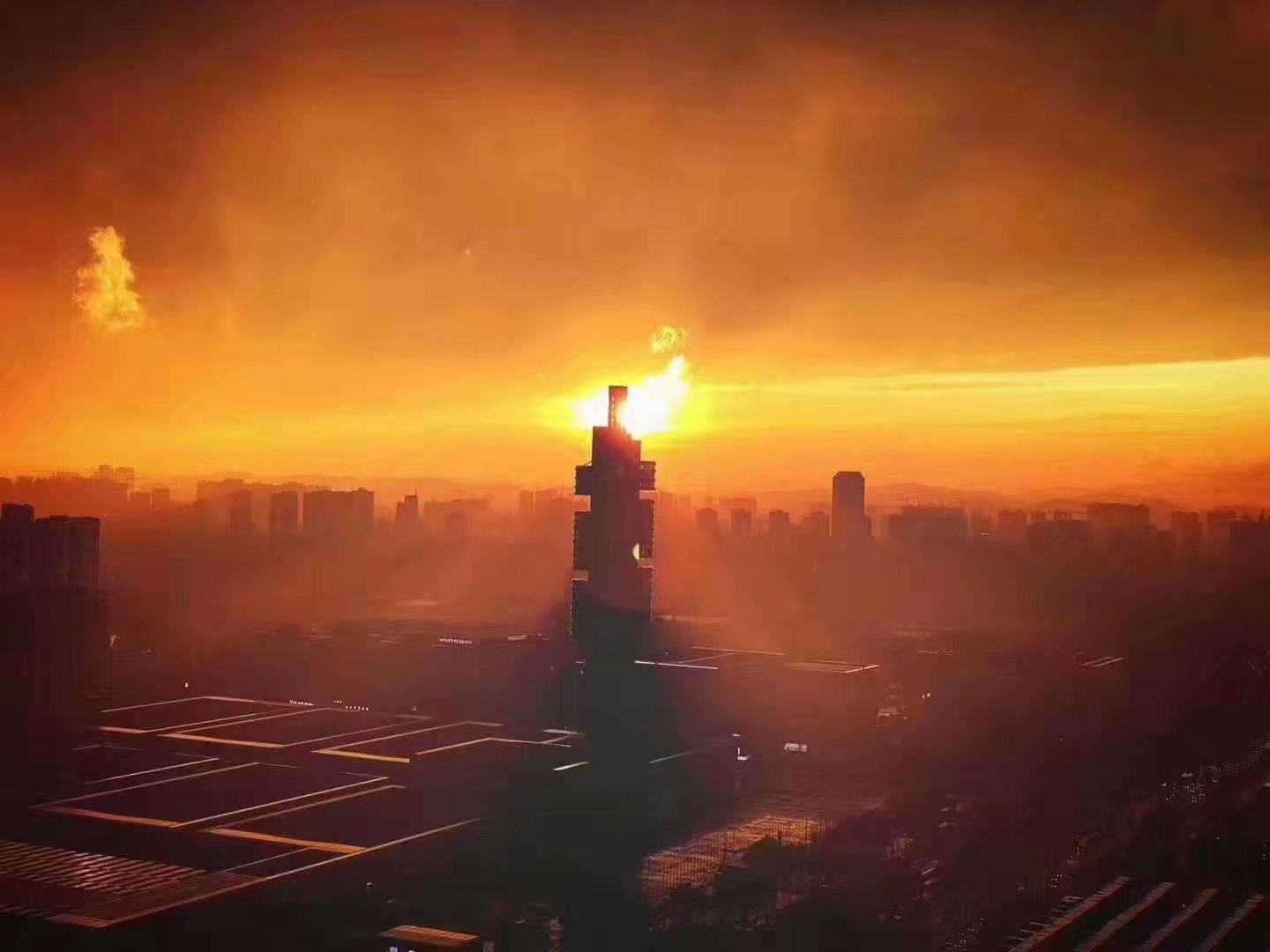 旅行者一号拍回来的真实图片 db1cdb0a9bdc47d283869d57f1bb330c.jpeg