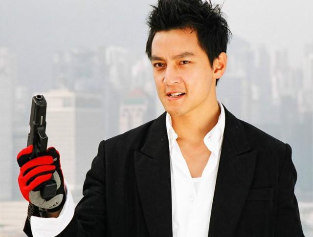 新警察故事2 回归 成龙周润发强强对决 看到导演票房稳了 影片