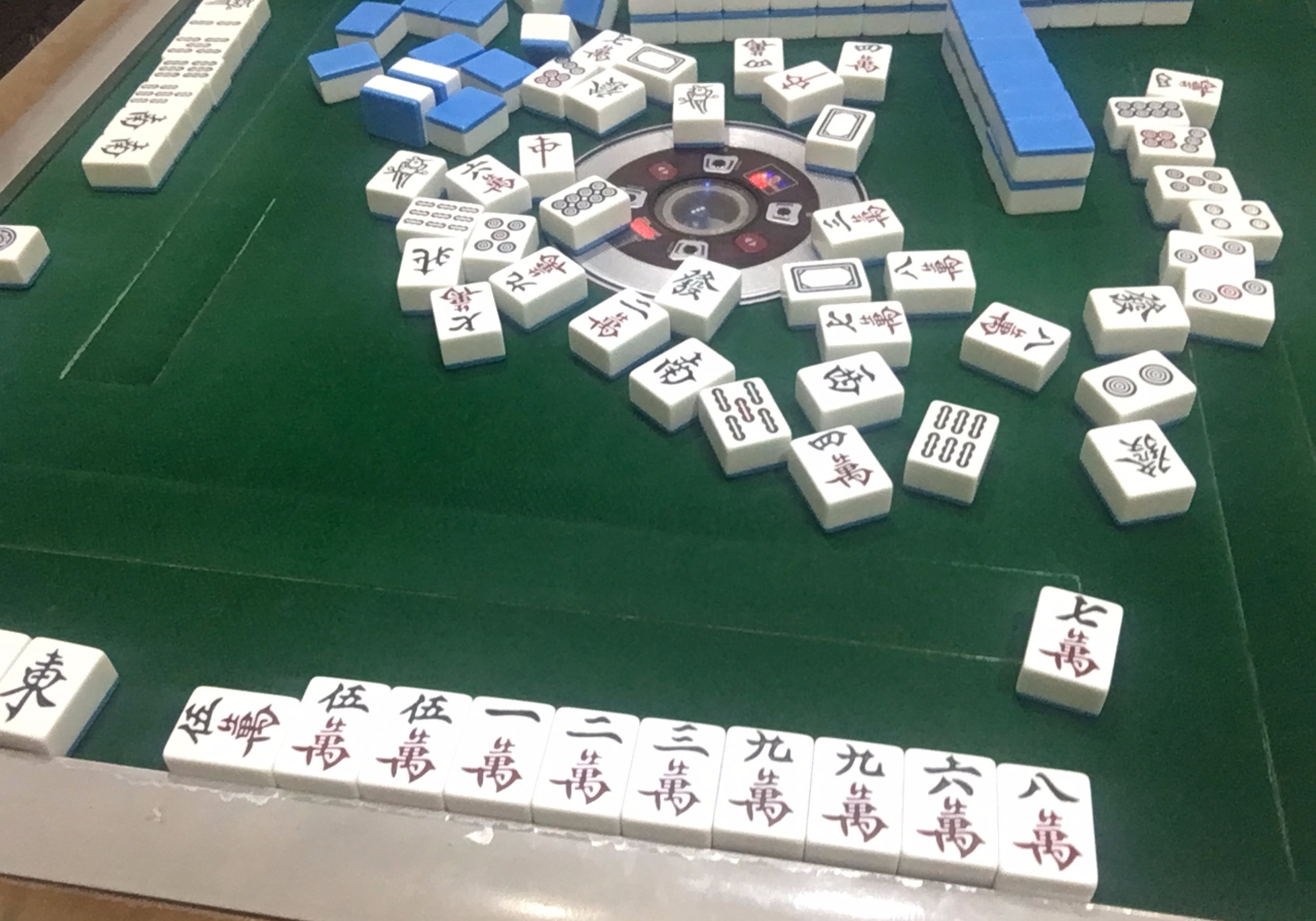 麻将胡什么猜成语_麻将天胡是什么牌图片(3)