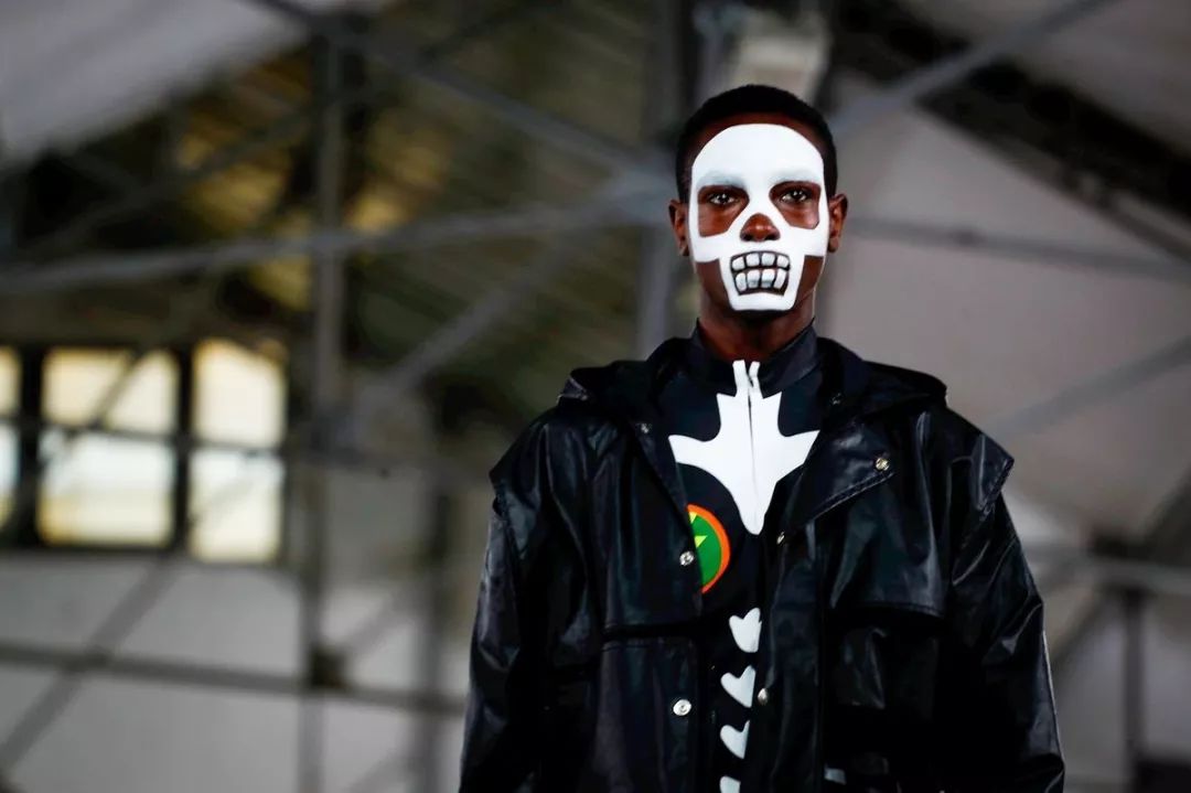 waltervanbeirendonckmenswearspringsummer2020bernardvan教程勾勾针衣图片