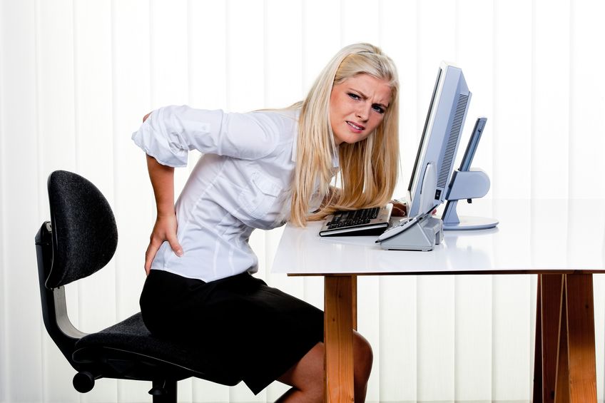 腰痛就是得了肾病？不一定，这几种病的前兆也含有腰痛: