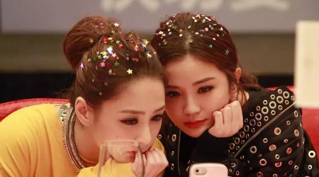 梦回往昔,前男友与友人婚期的潜意识交织 梦回往昔,前男友与友人婚期的潜意识交织