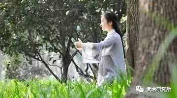 无极桩的简易与高深,是否适合内家拳初学者?