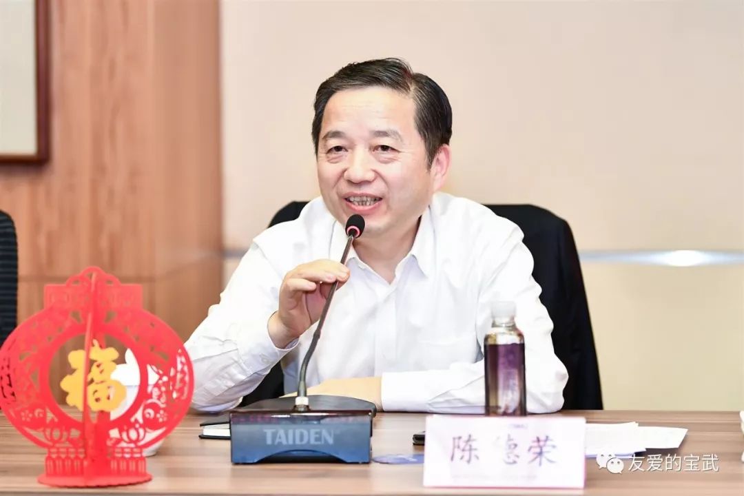 怎么成为党外人士 8ae68f2805aa4092811fb5de004a4521.jpeg