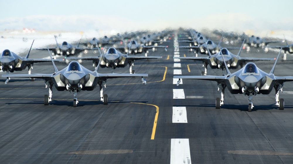 规模空前!美国空军52架f-35战斗机"大象漫步"秀肌肉