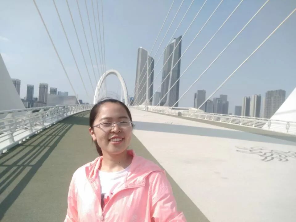 青年说追梦女孩李涵的完美生活