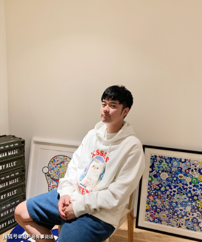 陈赫带女儿为张子萱品牌做模特,3岁安安俏皮做