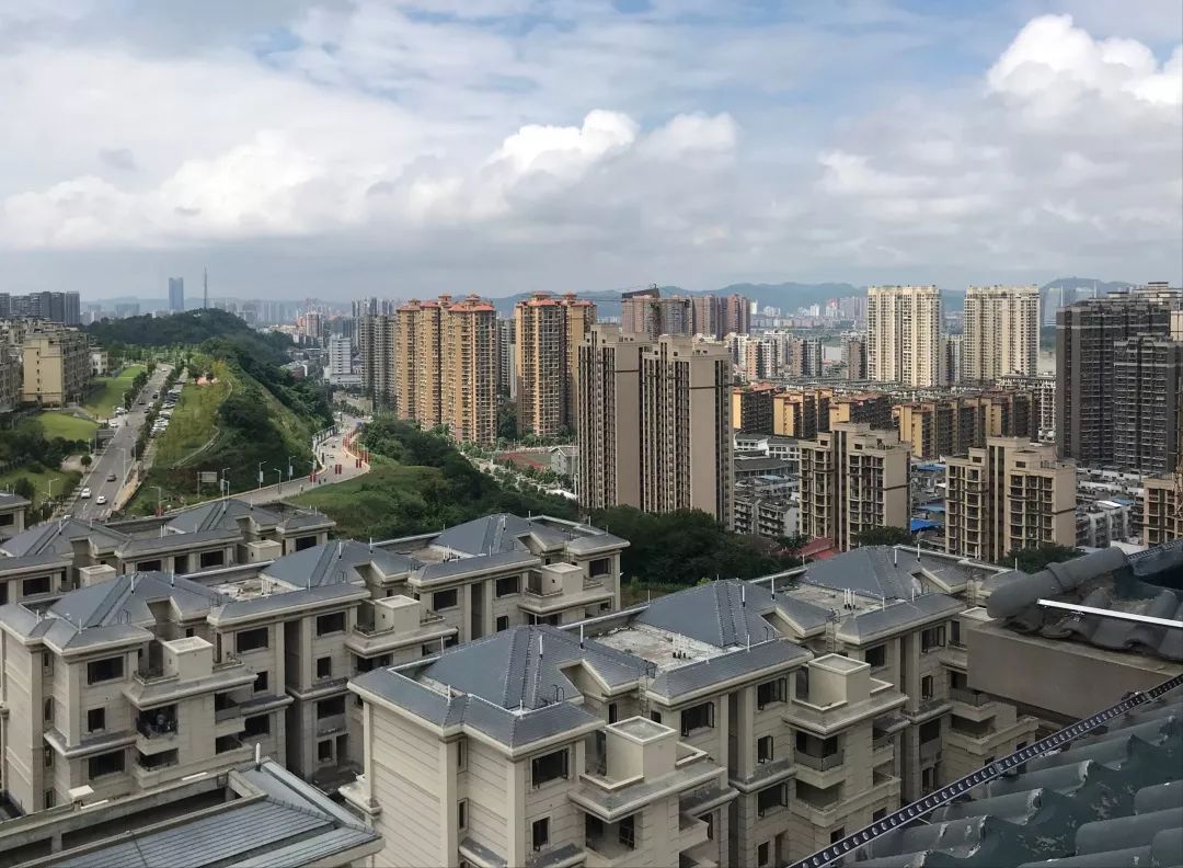 12月27日,中铁二局南充恒大悦龙台项目一期c地块1-23号楼及地下室