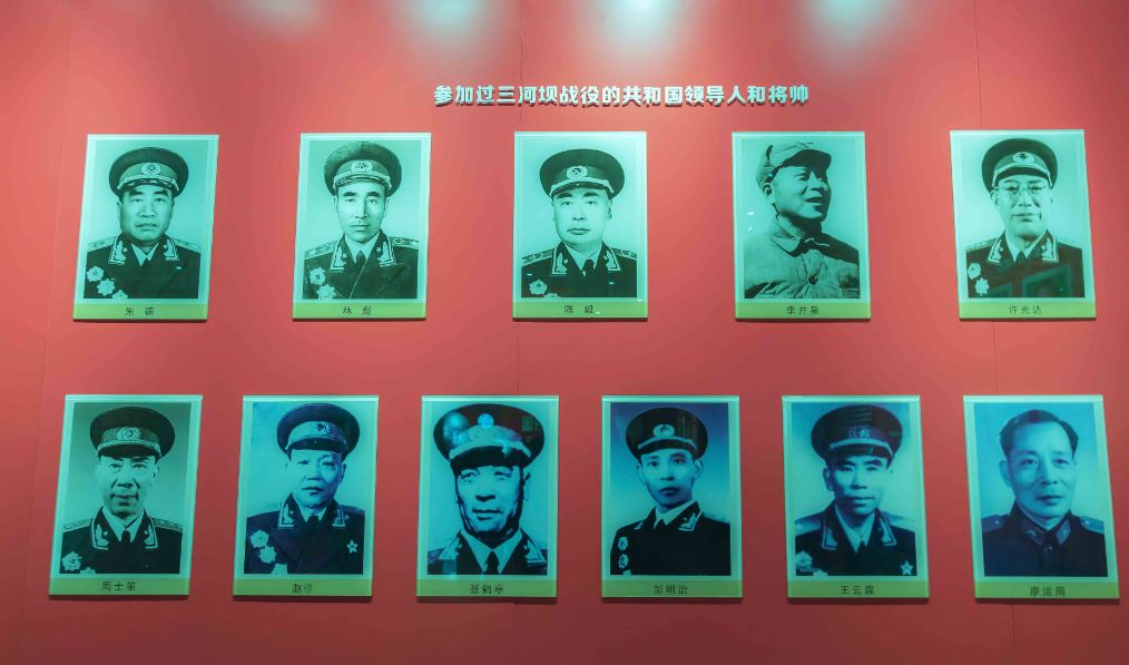 戴安澜将军的同班同学 黄埔三期优秀毕业生 三河坝战死才24岁 他是谁？