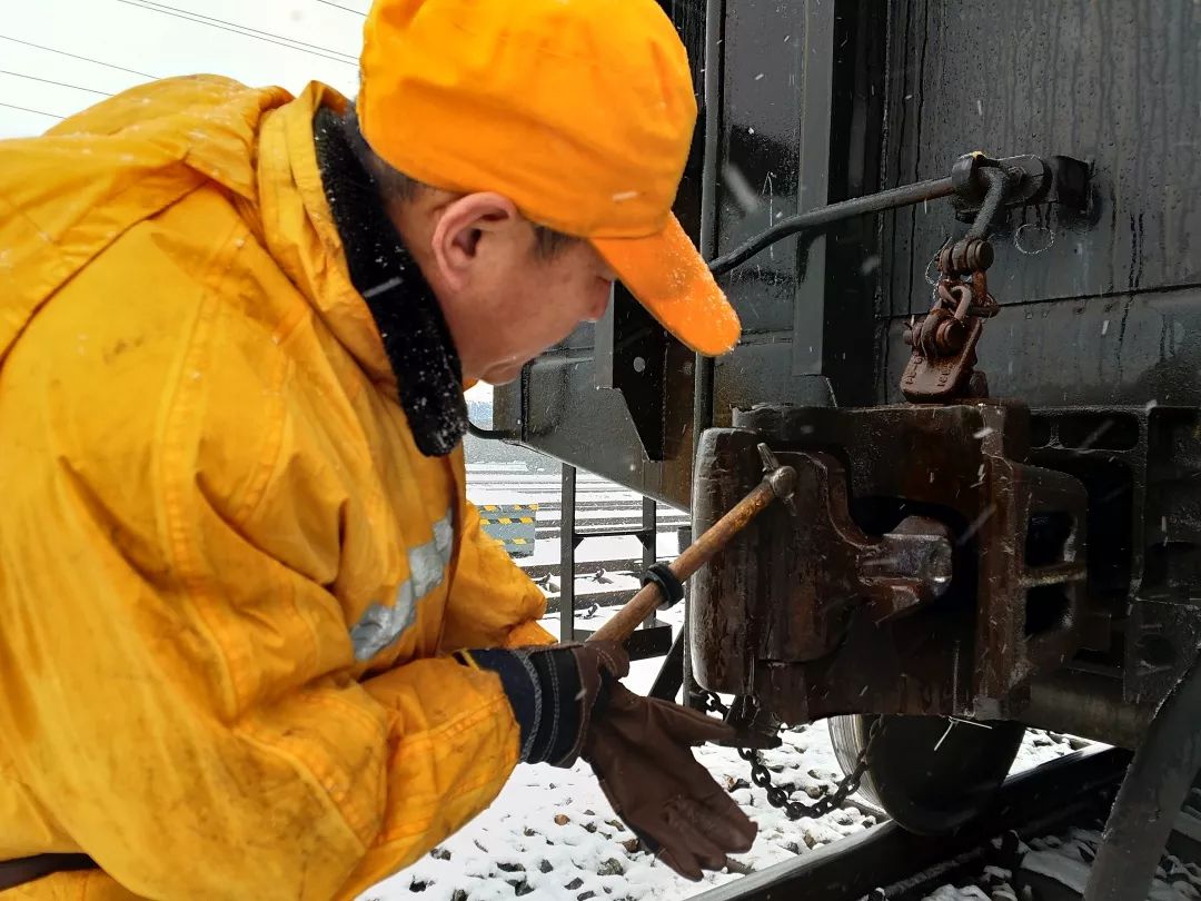 以雪为令—济南西车辆段聊北站区除雪纪实_车间