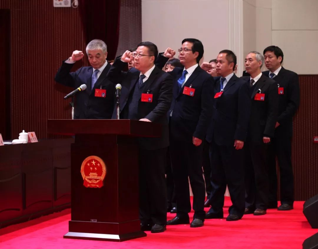 昨天,市七届人大四次会议胜利闭幕!肖善武当选市人大常委会副主任