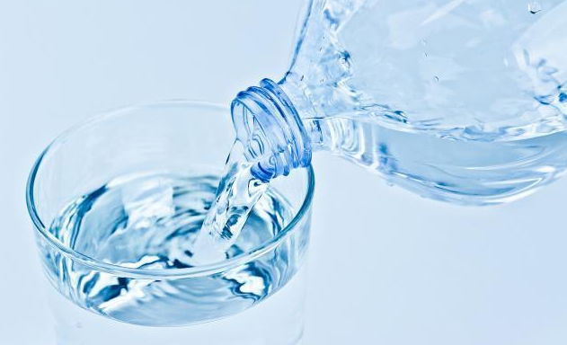 水是什么东西组成 0609566ba50b4ce4baa61634d159e9c1.png