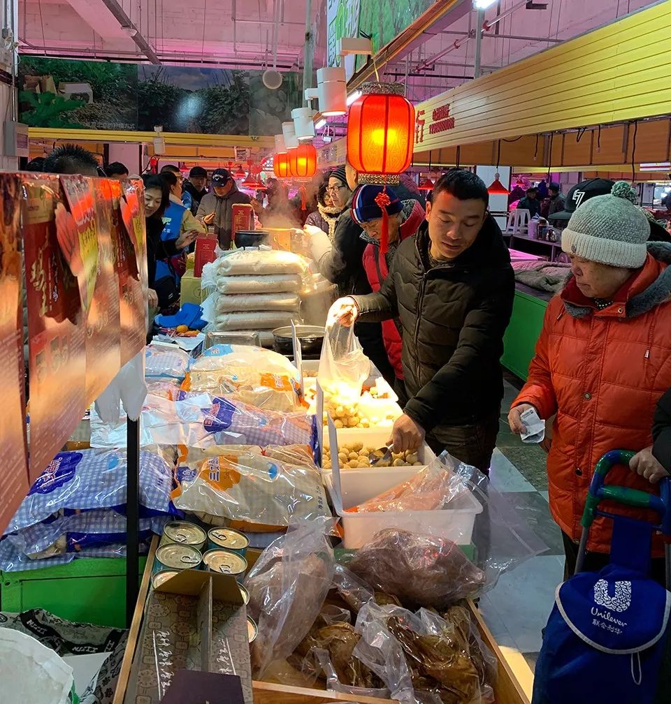 大连选派第一书记代言庄河农产品年货大集热闹开市