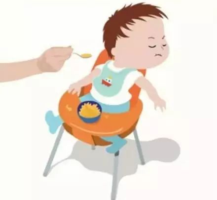 宝宝老是吐辅食是因为不喜欢吗？ 
