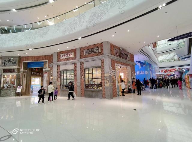 怀疑人生?华硕ROG手机2评测:连赢N盘游戏,靠的不只是120Hz