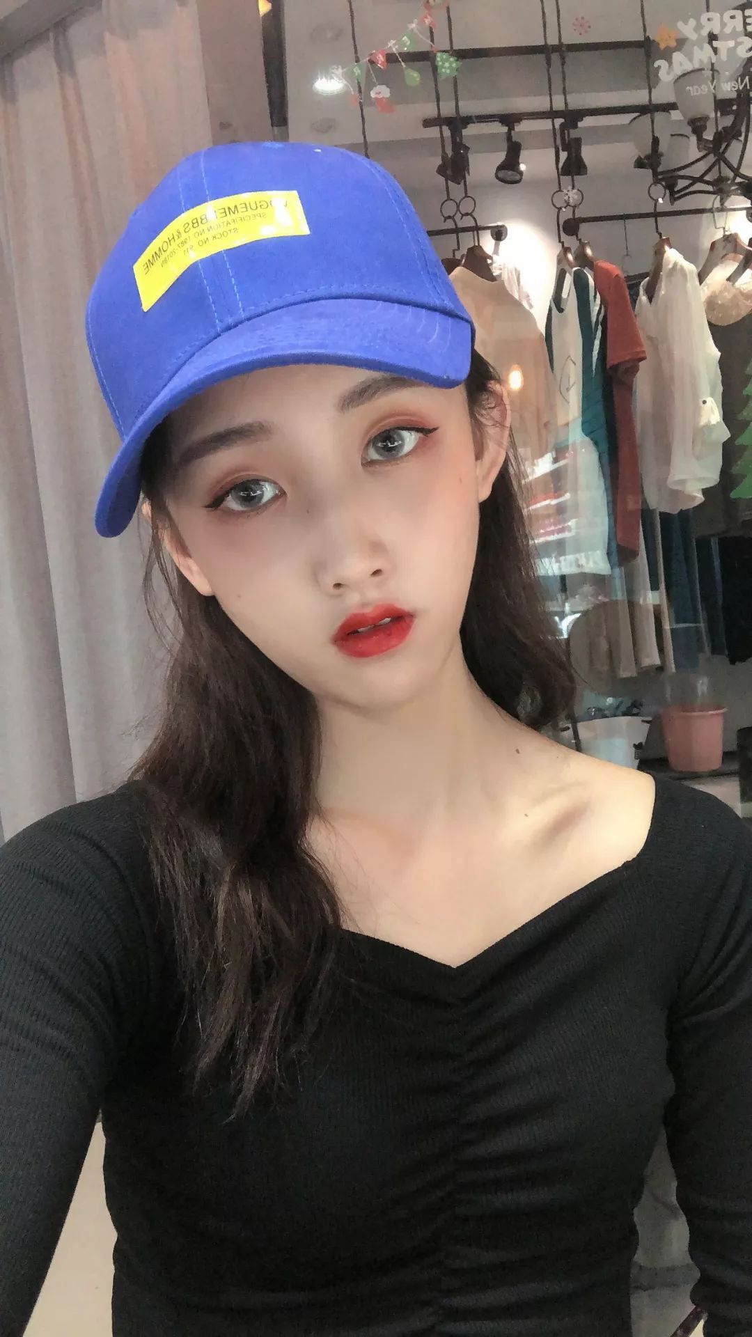形容脸好看的形容词 7035f03c8e654386a63a3bd3833f064c.jpeg