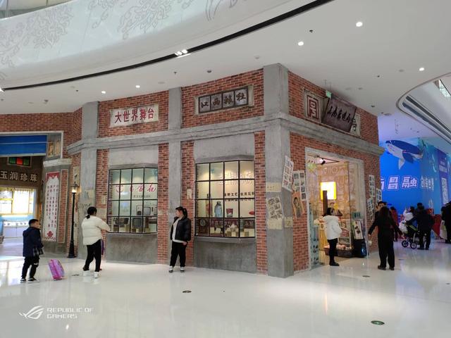 怀疑人生?华硕ROG手机2评测:连赢N盘游戏,靠的不只是120Hz