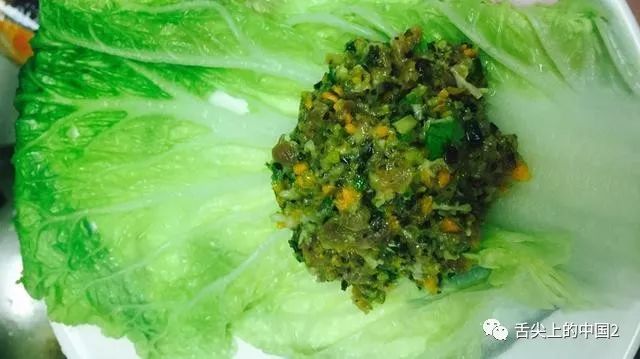 【过年必吃的特色菜肴：青菜包裹青菜，传承千年的绿色美食,你吃过么？】 