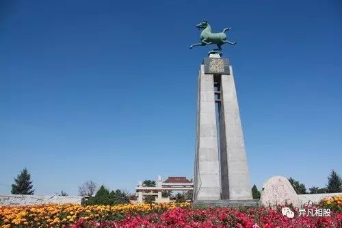 原创摩旅诗歌的故乡武威这里凉州七里十万家胡人半解弹琵琶的吟唱太