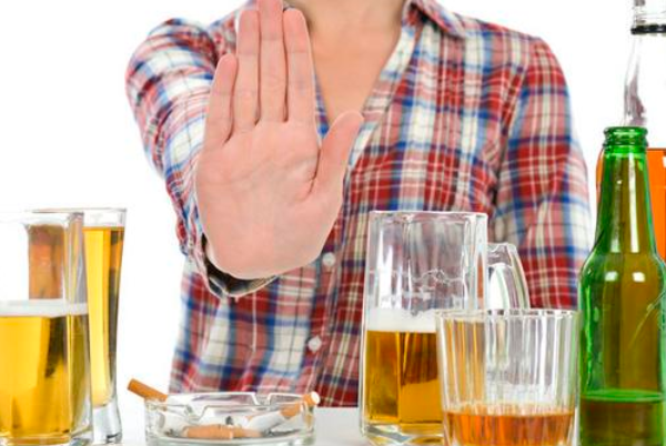 自己怎样测血脂 b6d30802b843495682b1f74570763d6e.png