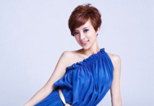 被骗走“巨额”钱财的4位女星, 李小璐算一位,