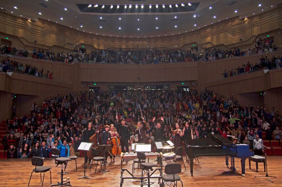 音乐会门票在哪买小型 c19e2622d97f4defaf27ce57bb80a432.jpeg