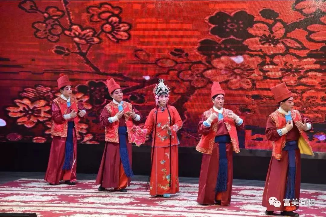 豫剧伴奏喜庆曲谱_喜庆头像(5)