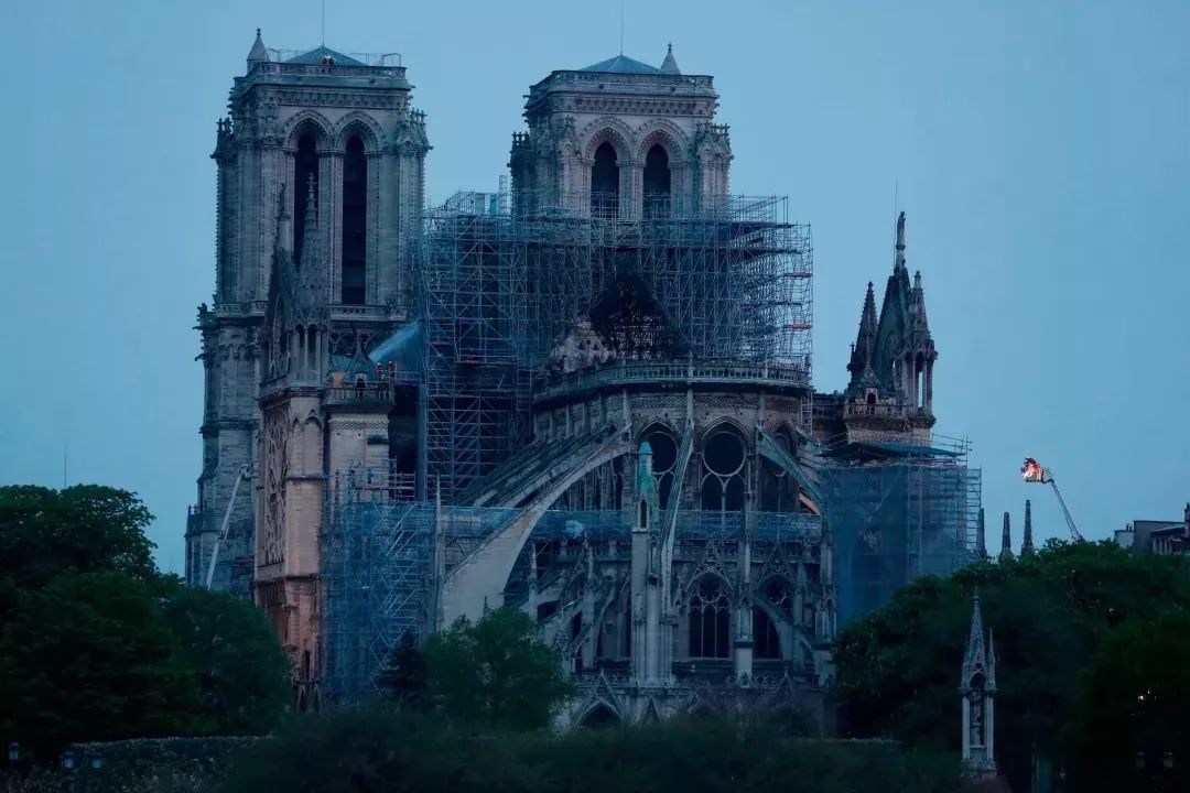 巴黎圣母院大火后,目前状况如何?可以参观吗?