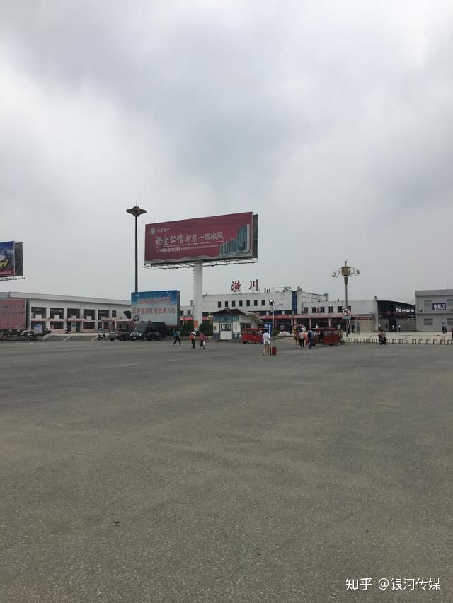 深圳和河南经济总量对比_赛尔号和河南地图对比(3)