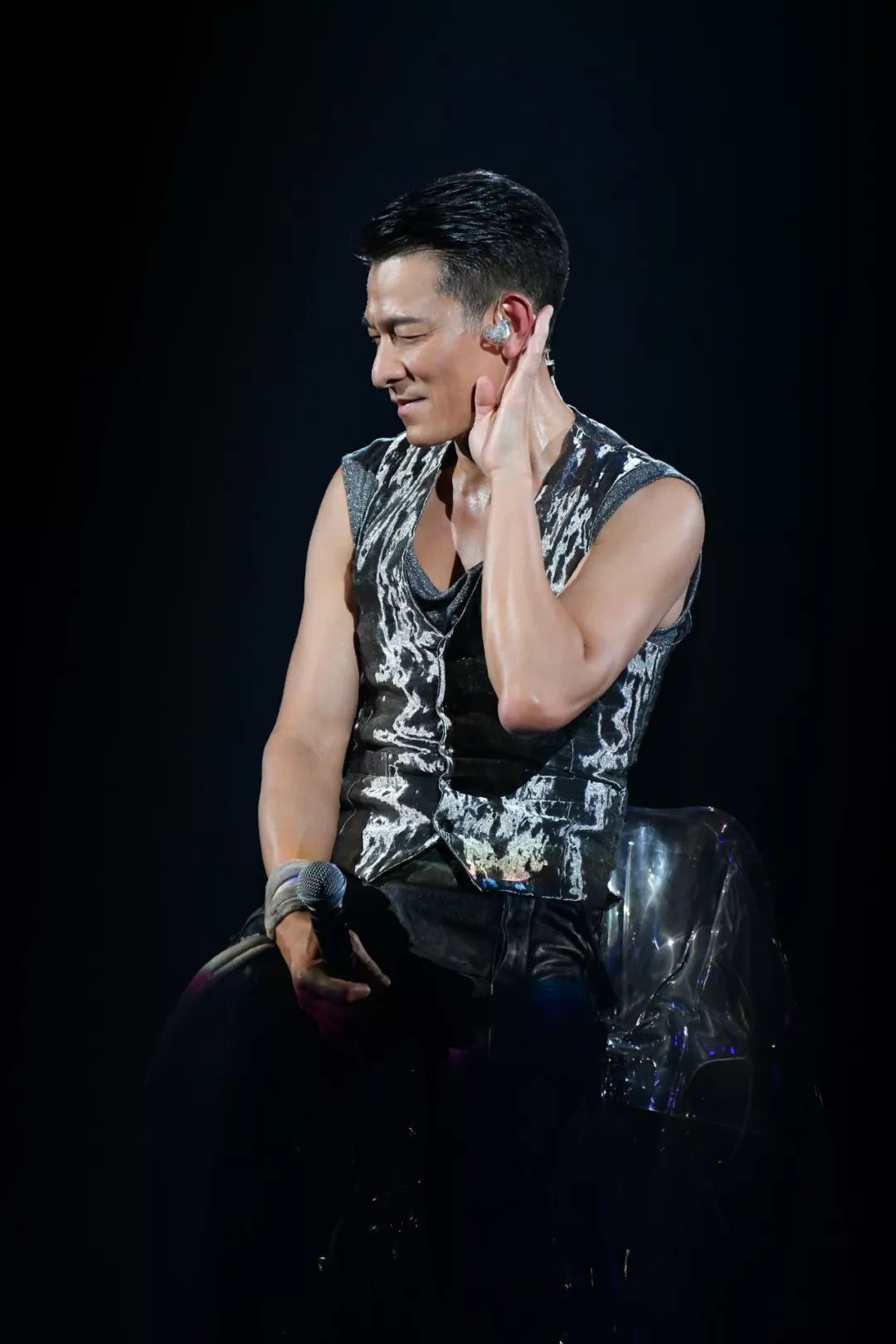 刘德华演唱会2024年彩排 3c67f016b9d440f8875d45b9115e64d7.jpeg