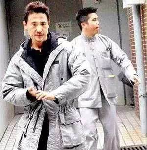 知名艺人胞兄一家三口殒命，疑因烂赌欠债