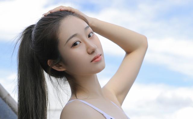 希望多年后你死于心碎，因为思及我          <me