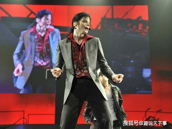演唱会开始5天前主唱去世，却无一人退票，这是